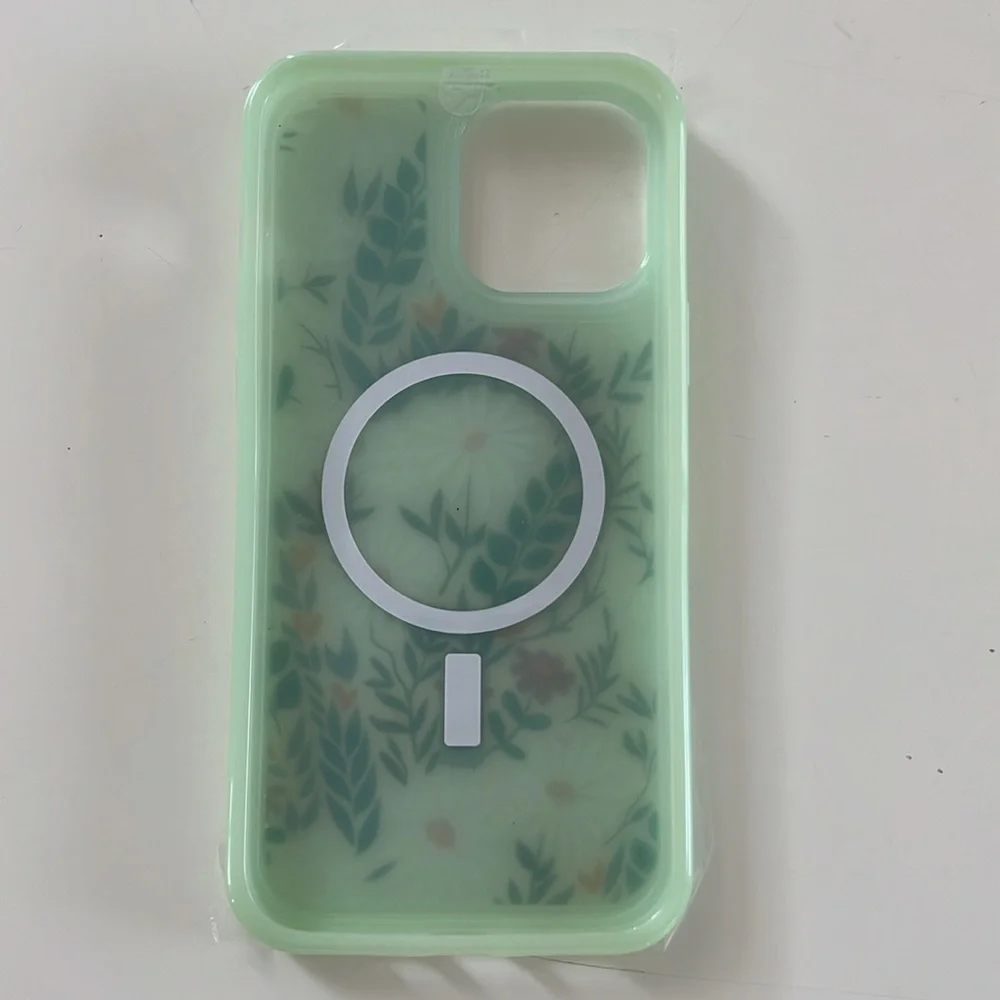 iPhone 14 Pro Max Case for MagSafe Symmetry Series+